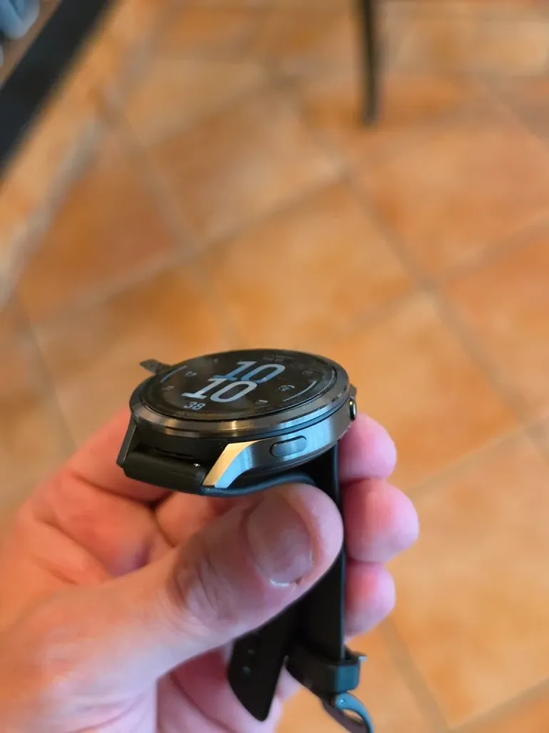 Garmin Venu 4 bike d'occasion — image 3 sur 6