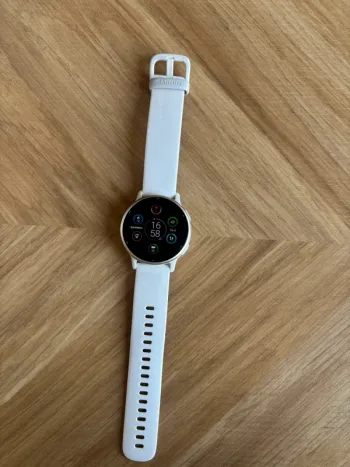 Used Garmin vivoactive 5 Electronics