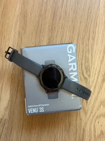 Used Garmin Venu 3S 2025 Electronics
