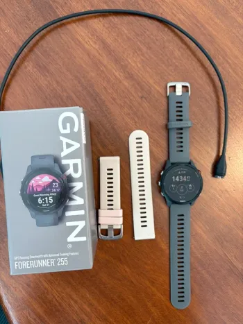 Tweedehands Garmin Forerunner 255 Electronics