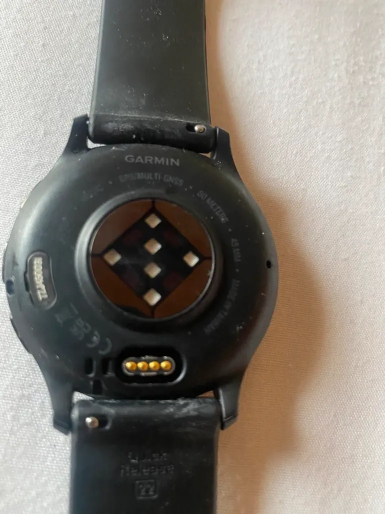 Used Garmin Venu 3 bike — image 2 of 5
