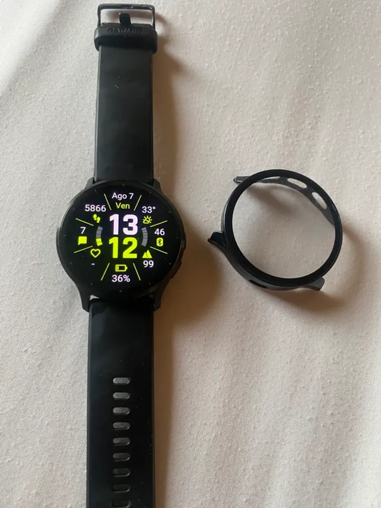 Used Garmin Venu 3 bike — image 3 of 5