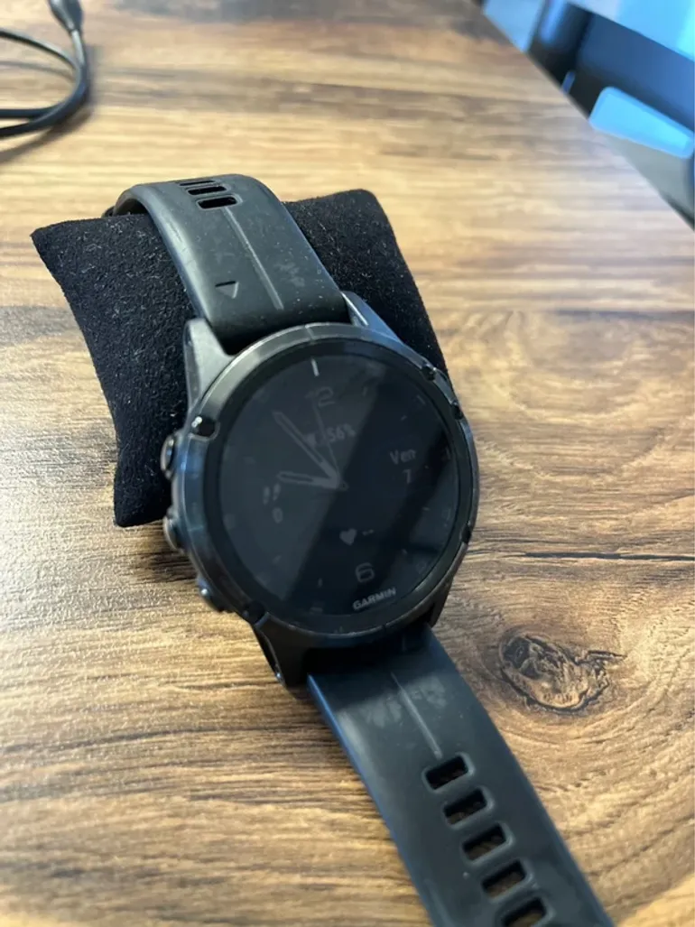 Used Garmin Fenix 5 Plus Sapphire bike — image 4 of 4