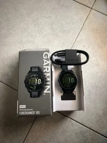 Used Garmin Forerunner 165 bike — image 2 of 3