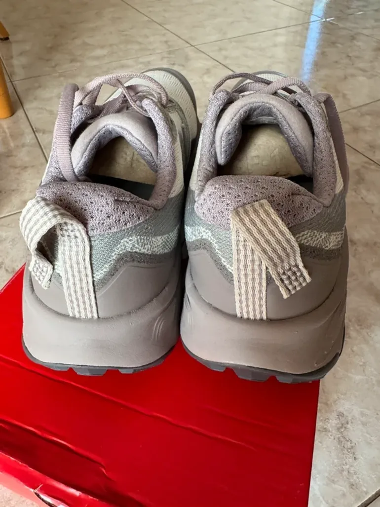 Used New Balance Fresh Foam X Hierro v9 bike — image 7 of 7