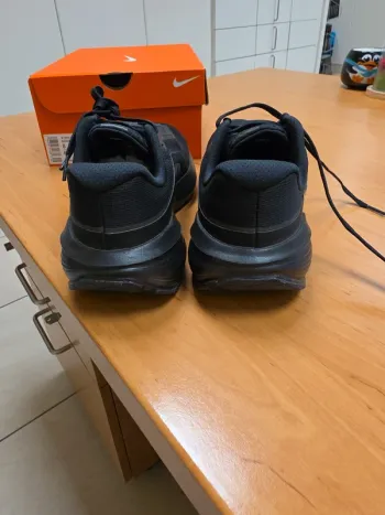 Tweedehands Nike Downshifter 14 bike — afbeelding 3 van 6