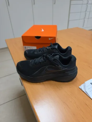 Nike Downshifter 14 Running Shoes de segunda mano