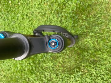 Brugt Fox 34 Factory Fork 2024 bike — billede 3 af 9