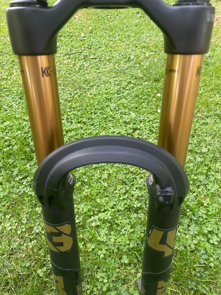 Brugt Fox 34 Factory Fork 2024 bike — billede 4 af 9
