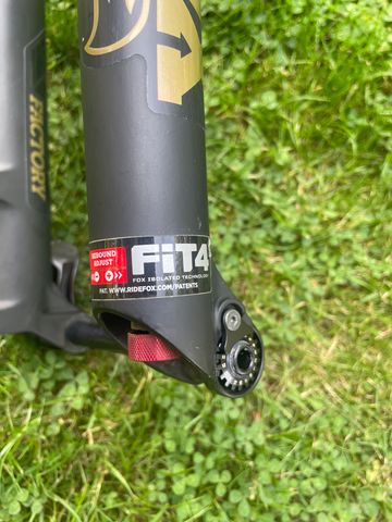Brugt Fox 34 Factory Fork 2024 bike — billede 7 af 9