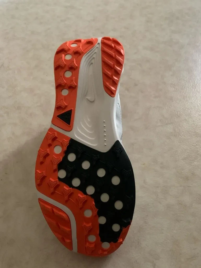 Used Nike Running Shoes bike — image 5 of 9
