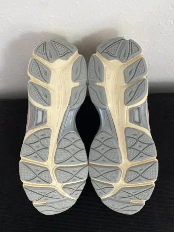 Tweedehands Asics Gel NYC bike — afbeelding 3 van 8