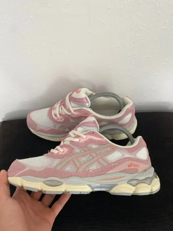 Tweedehands Asics Gel NYC Running Shoes
