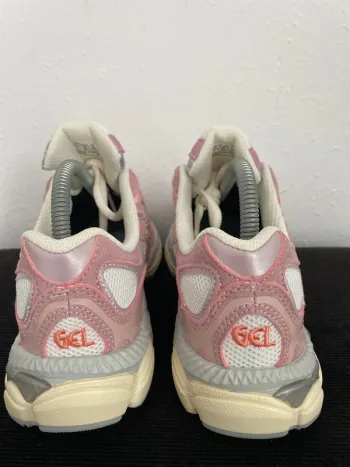 Tweedehands Asics Gel NYC bike — afbeelding 6 van 8