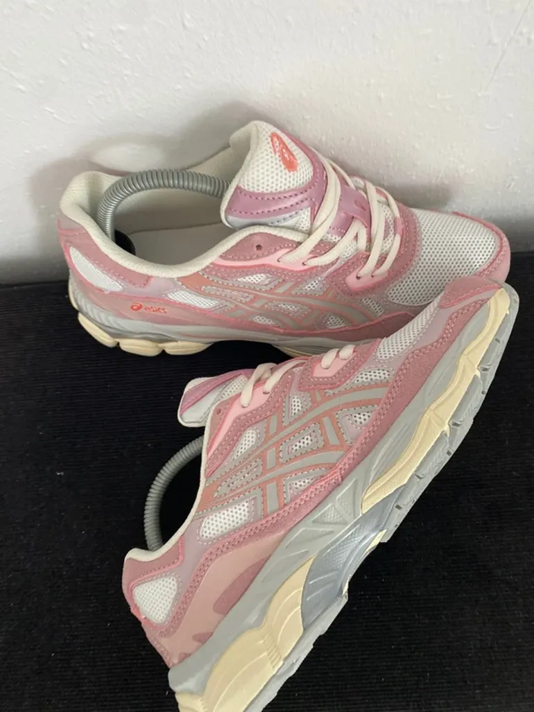 Tweedehands Asics Gel NYC bike — afbeelding 8 van 8