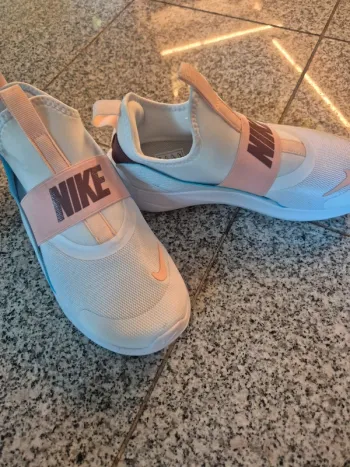 Použité Nike Flex Runner Running Shoes