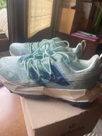 Used New Balance Trektrel Running Shoes