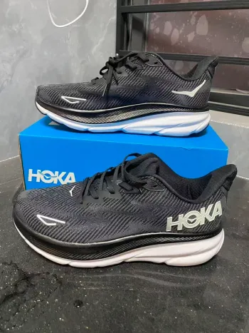 Gebrauchtes Hoka Baskets Running Shoes
