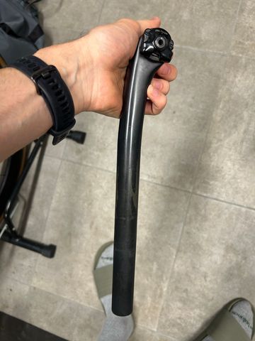 Specialized Tarmac SL6 Seatpost Saddles & Seatposts usato