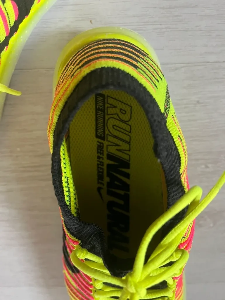 Tweedehands Nike Free RN Motion Flyknit bike — afbeelding 4 van 7
