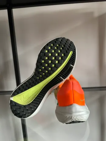 Used Nike Air Winflo 9 bike — image 8 of 10
