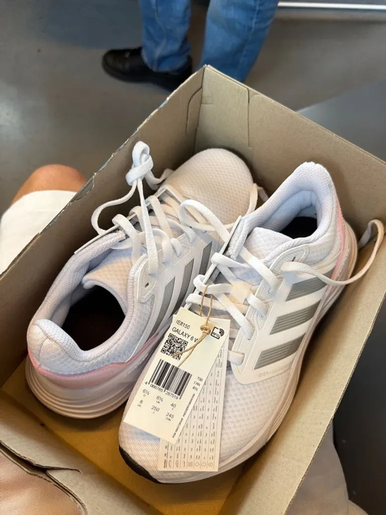 Tweedehands Adidas Laufschuhe Damen bike — afbeelding 3 van 3