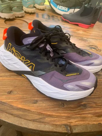 Käytetty Hoka Speedgoat 7 Running Shoes