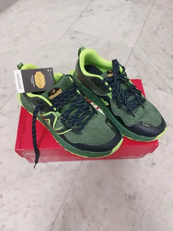 Käytetty New Balance Sportschuhe Running Shoes