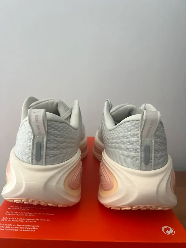 Použité Nike Vomero Plus bike — obrázek 6 z 11