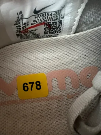 Použité Nike Vomero Plus bike — obrázek 8 z 11