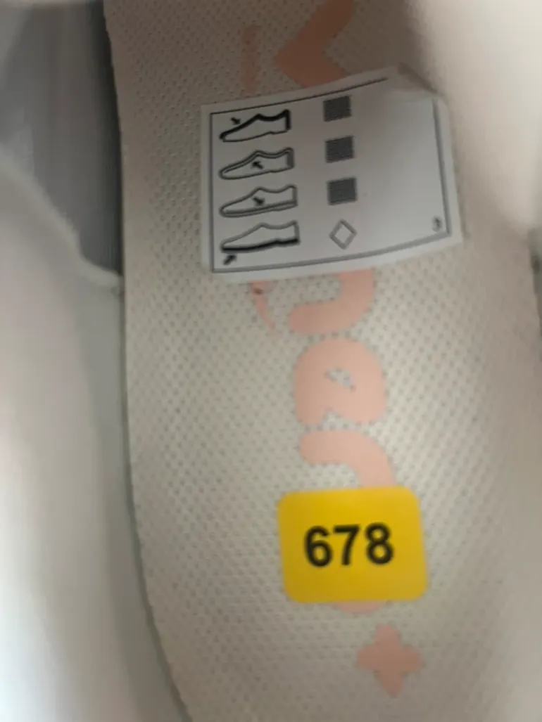 Použité Nike Vomero Plus bike — obrázek 9 z 11