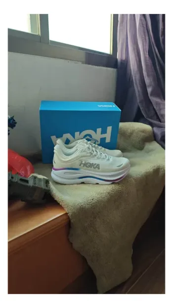 Hoka Bondi 9 Running Shoes d'occasion