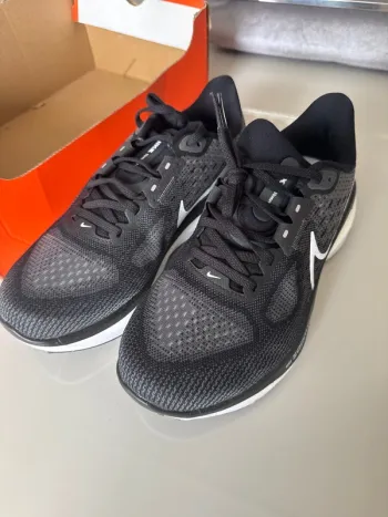 Nike Vomero 17 bike d'occasion — image 2 sur 12
