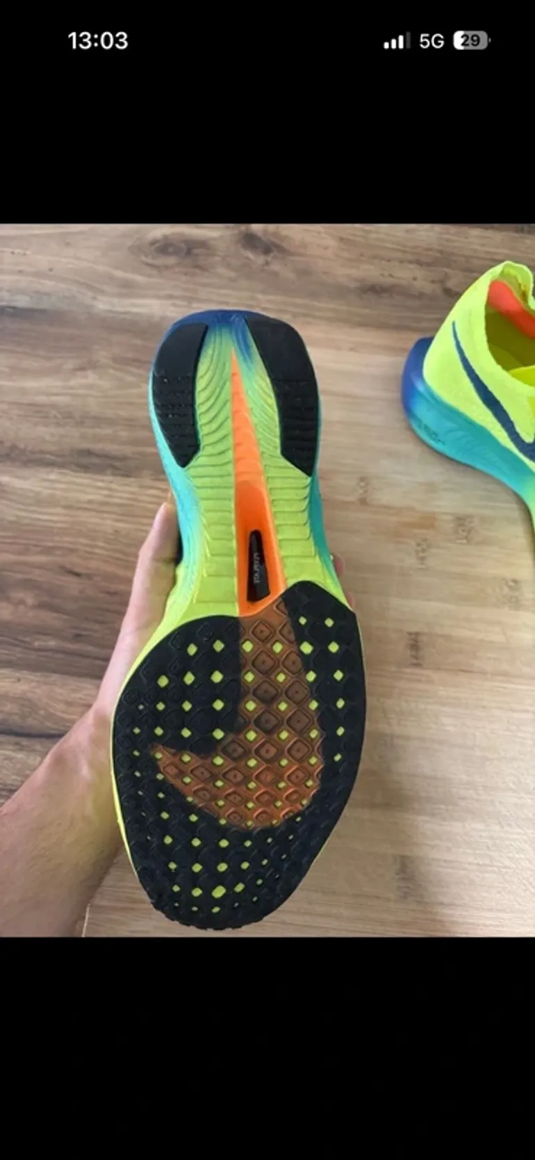 Used 100% Vaporfly 3 bike — image 8 of 8