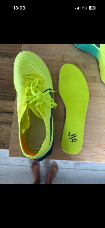 Used 100% Vaporfly 3 bike — image 7 of 8
