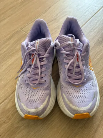 Used Orange Bondi 8 Running Shoes