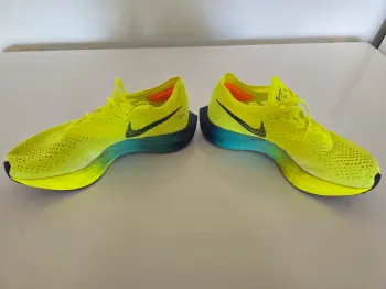 Gebrauchtes Nike ZoomX Vaporfly Next% 3 bike — Bild 3 von 5