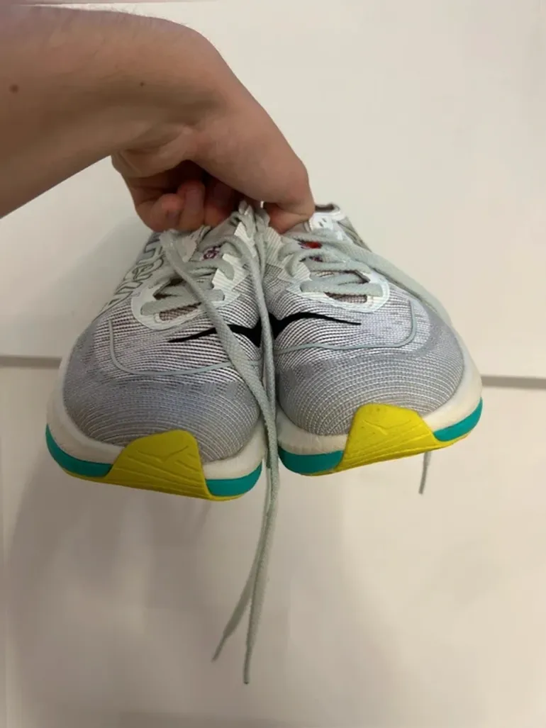 Hoka Mach x 2 bike d'occasion — image 11 sur 11