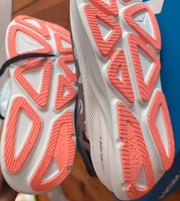 Used Hoka Clifton Pro bike — image 3 of 4
