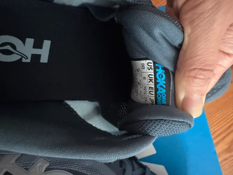 Used Hoka Clifton Pro bike — image 4 of 4