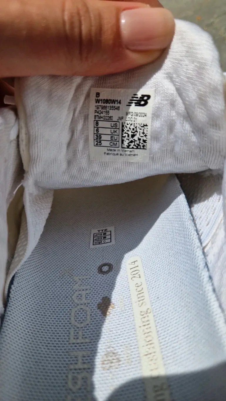 Used New Balance 1080 bike — image 2 of 3