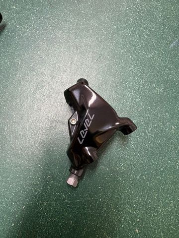 Brugt Sram Level Silver 2 Pistons 2025 bike — billede 6 af 9