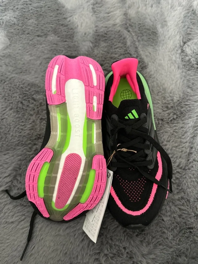 Gebrauchtes Adidas Ultra Boost Light bike — Bild 3 von 3