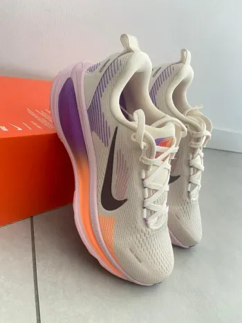 Nike Vomero 18 bike d'occasion — image 3 sur 11