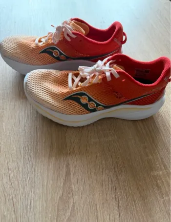 Saucony Kinvara 14 Running Shoes usato