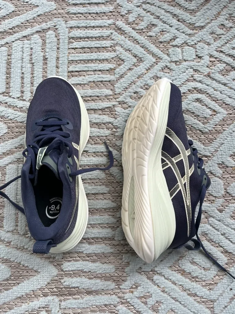 Used Asics Gel-Cumulus 27 bike — image 3 of 5
