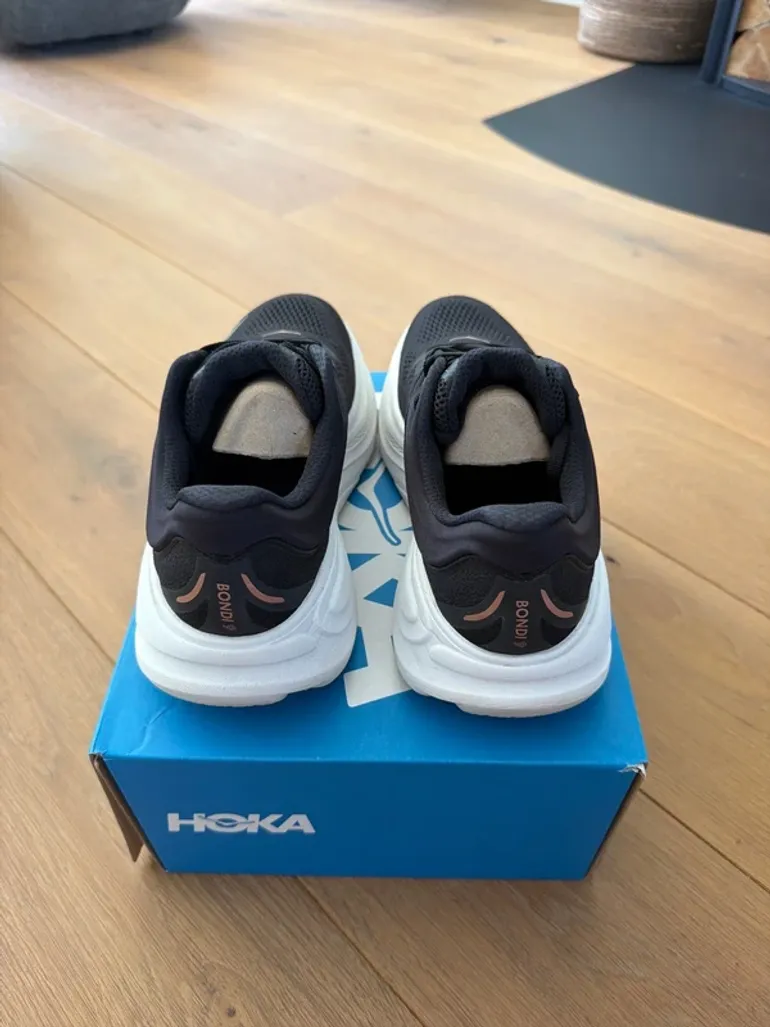 Tweedehands Hoka Bondi 9 bike — afbeelding 3 van 6