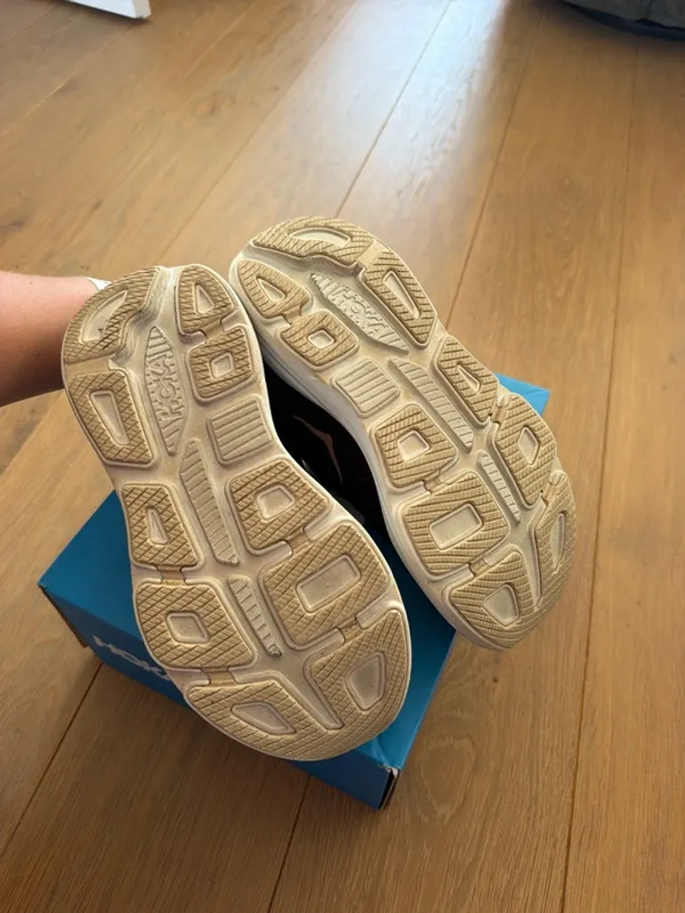 Tweedehands Hoka Bondi 9 bike — afbeelding 5 van 6