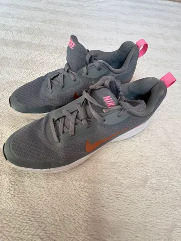 Used Nike Sportschuhe Running Shoes