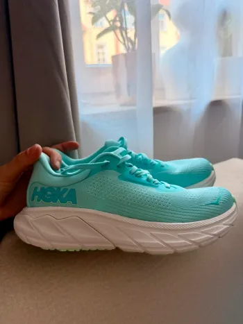 Hoka Arahi 7 Running Shoes usato